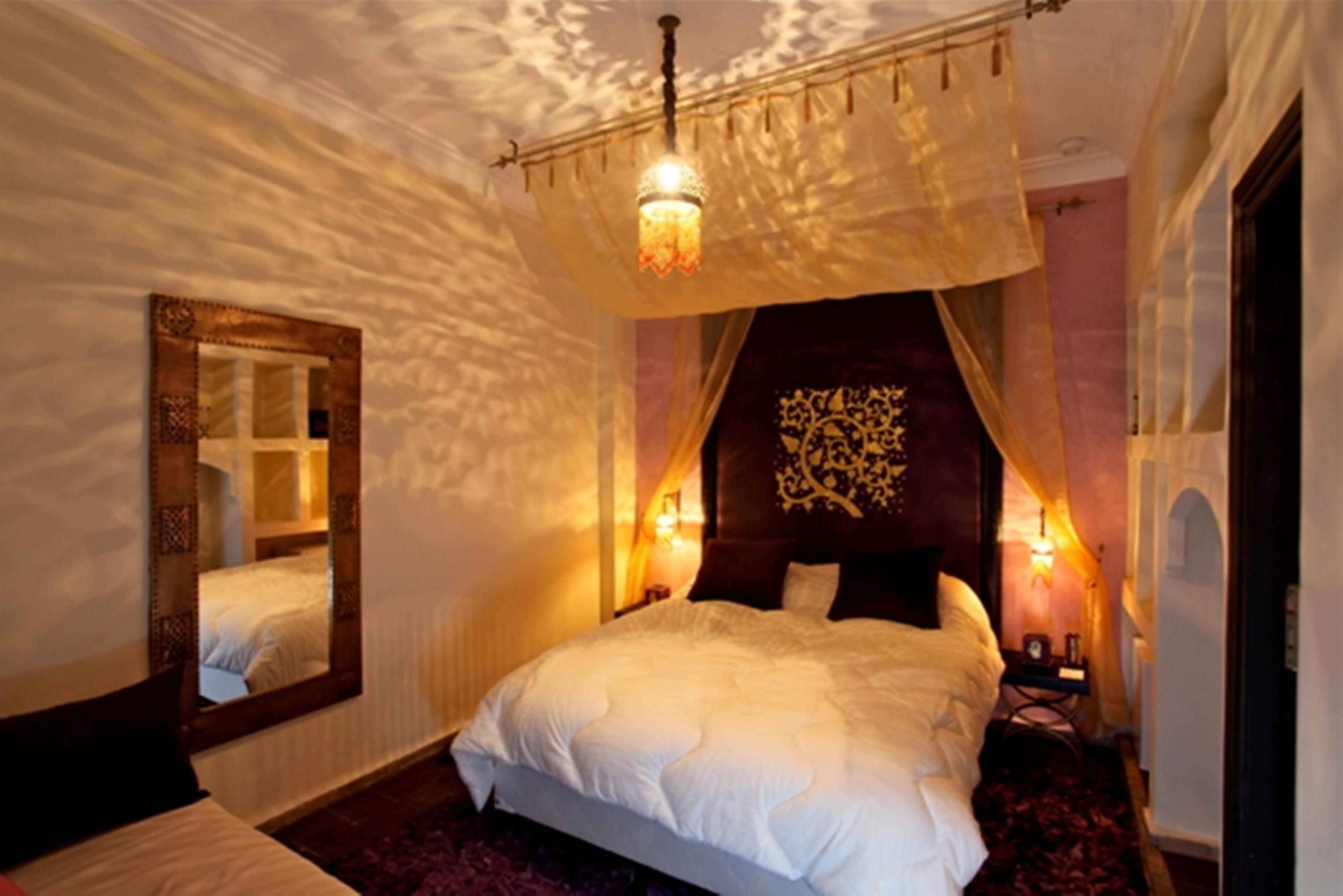 Riad Amiran &
