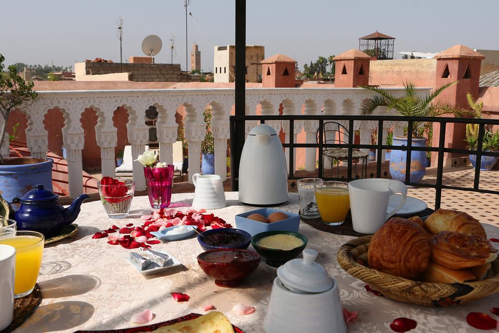 Tahar Oasis * Marrakesh
