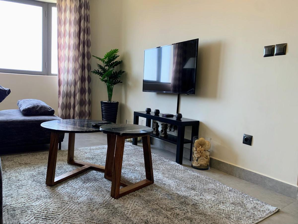 Moderne, Lumineux & Spacieux Avec Balcon -central -wifi-smart Tv-clim * Marrakesh