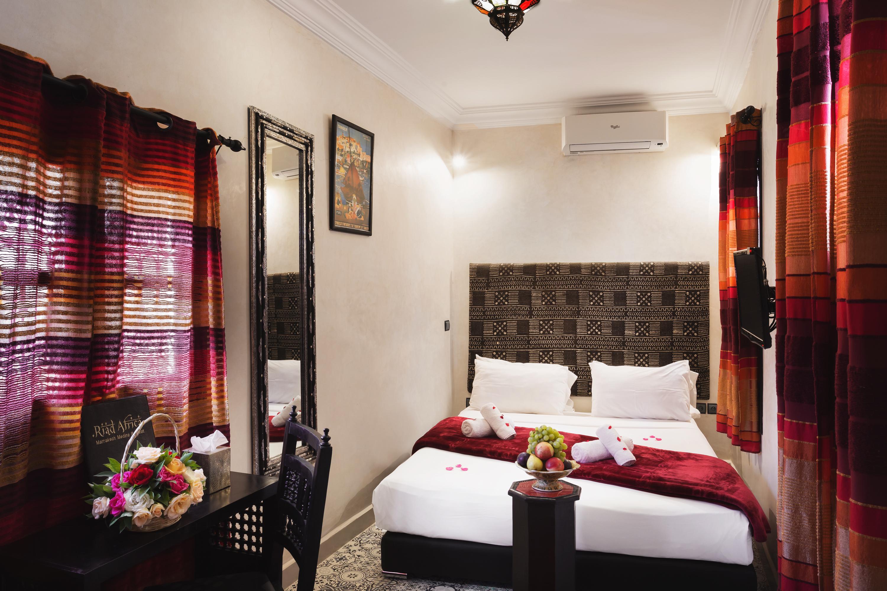 Africa 4*