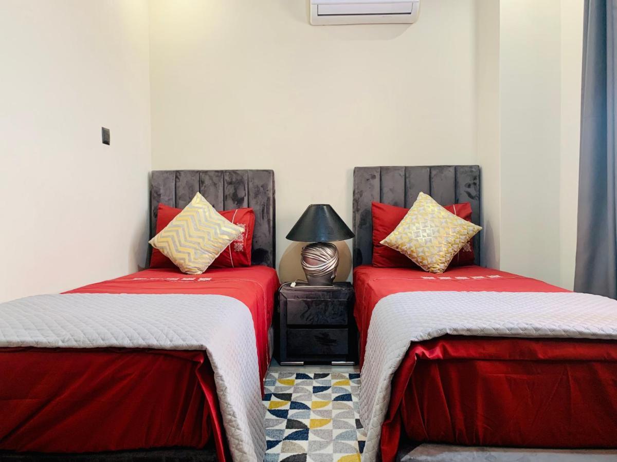 Moderne, Lumineux & Spacieux Avec Balcon -central -wifi-smart Tv-clim Apartment *