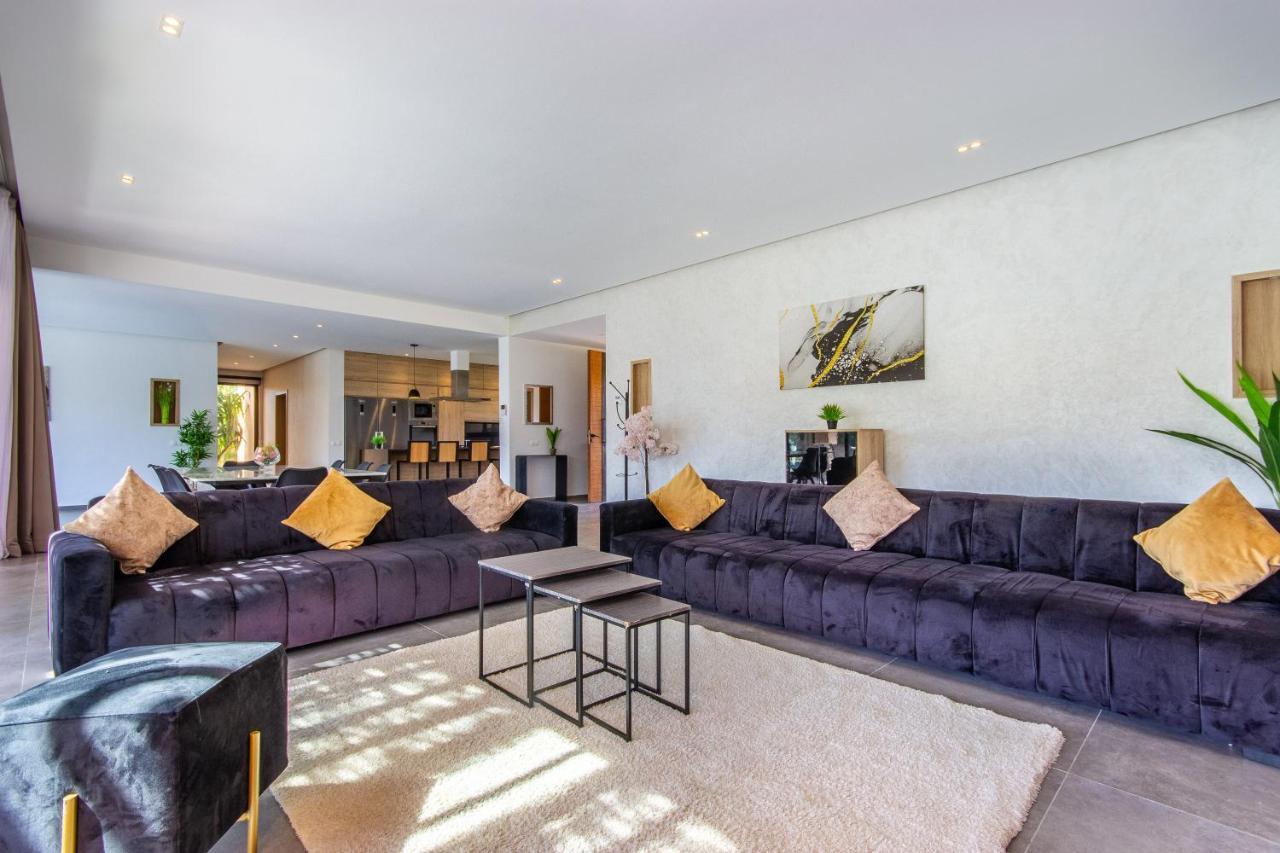 H Piscine Privée Sans Vis à Vis Villa