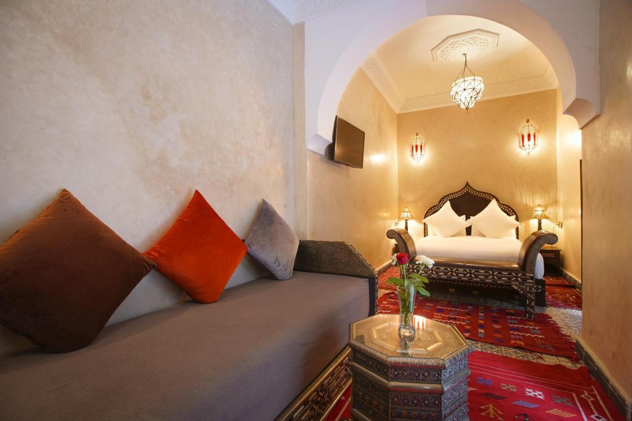 Mazaj Riad *