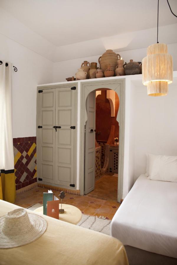 Oriental Glory & Riad