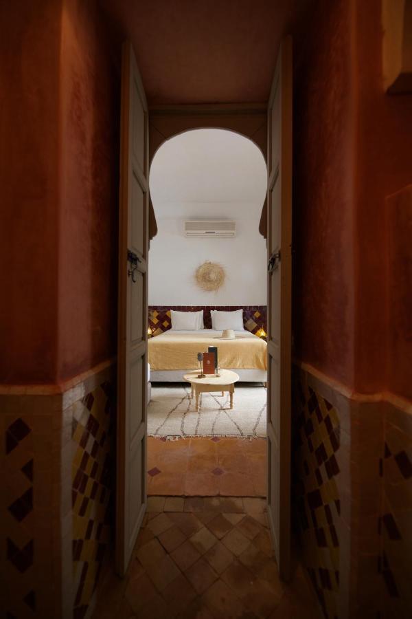 Oriental Glory & Riad