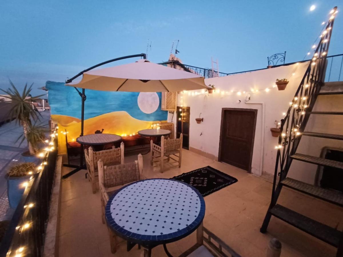 Terrace House 88 Hostal *