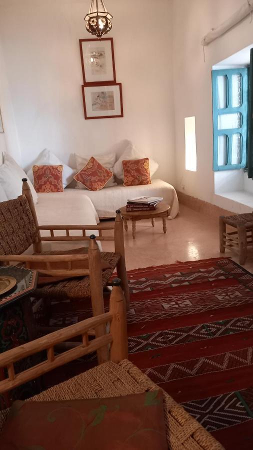 Dar El Kharaz Riad *