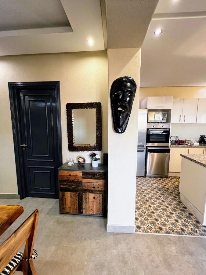 Moderne, Lumineux & Spacieux Avec Balcon -central -wifi-smart Tv-clim Apartment *