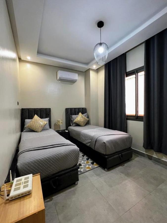Moderne, Lumineux & Spacieux Avec Balcon -central -wifi-smart Tv-clim Apartment *