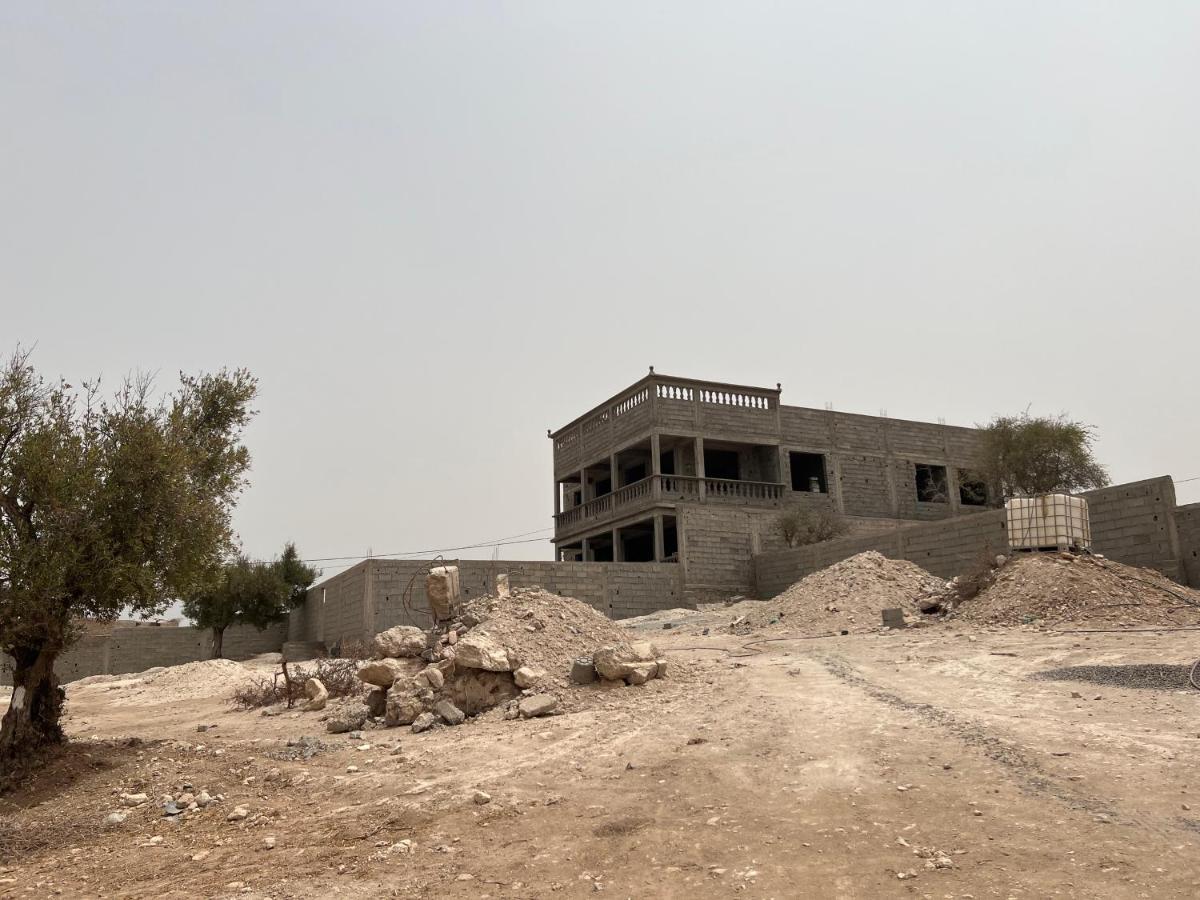A Vendre Avec Terrain De Surface 17000 M Villa *