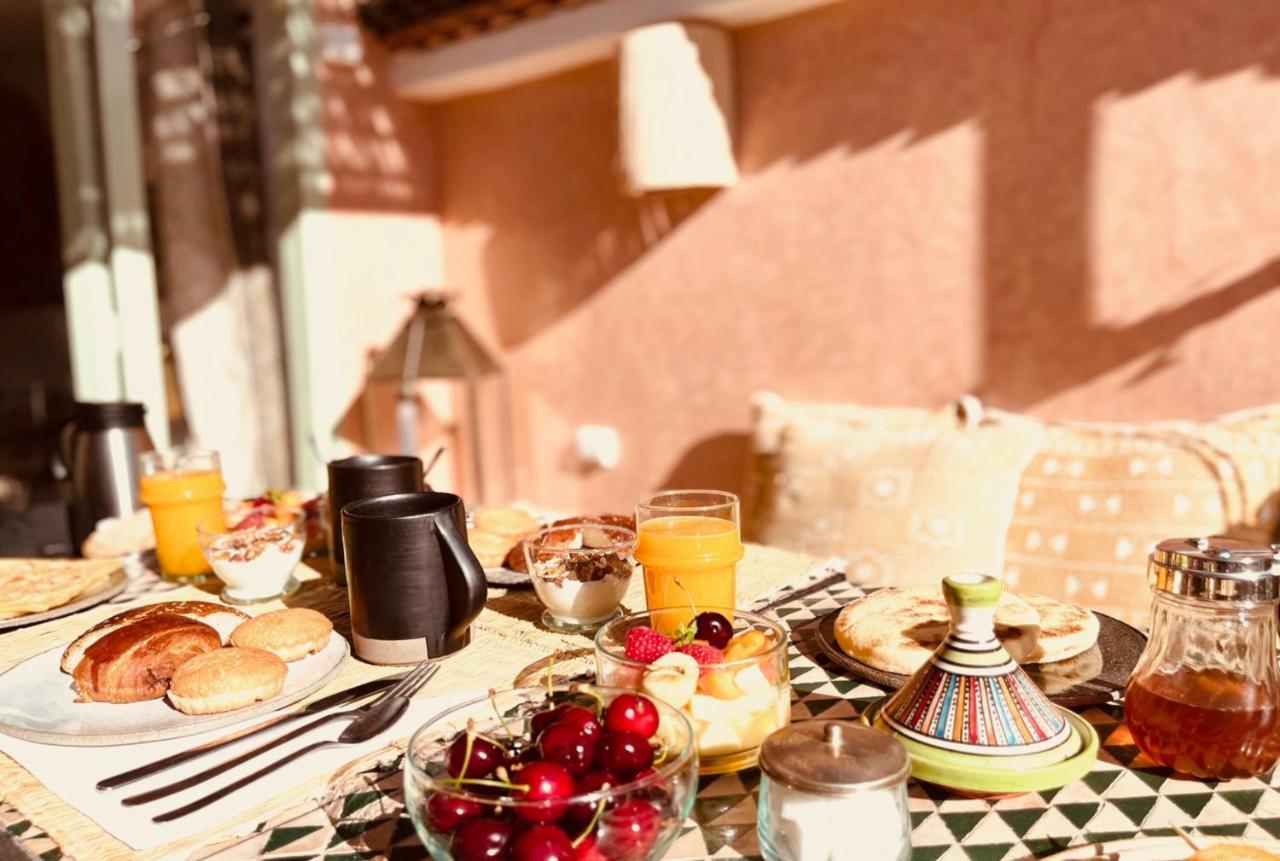 Location Exclusive Avec Services 2p Donkey In To Marrakech Acomodação com café da manhã 