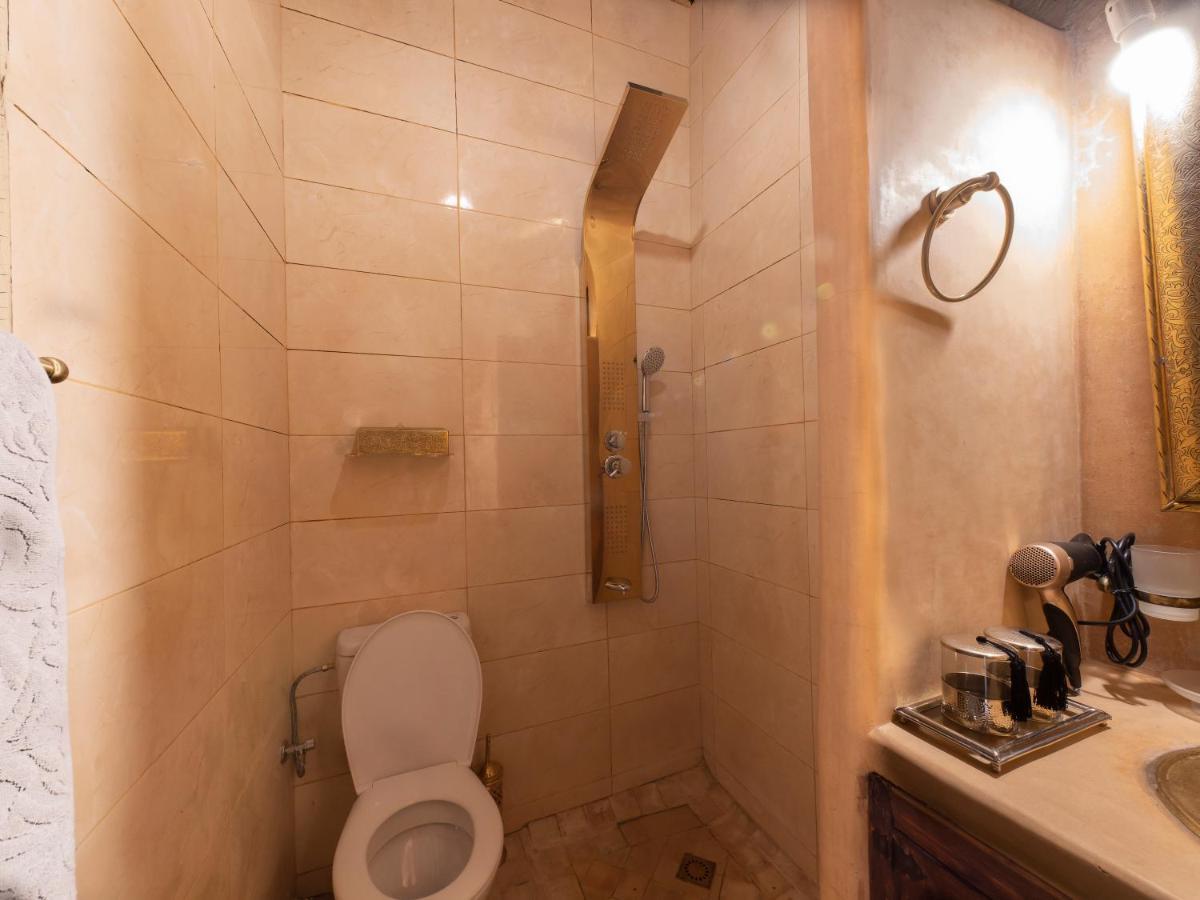 Hébergement de vacances Oumnia - Emplacement - En Entier - Jacuzzi *