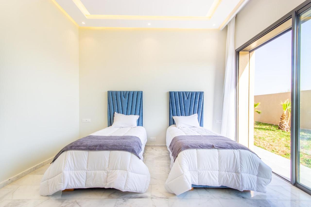 Villa California, Sans Vis A Vis, Piscine Chauffee, Spa, *