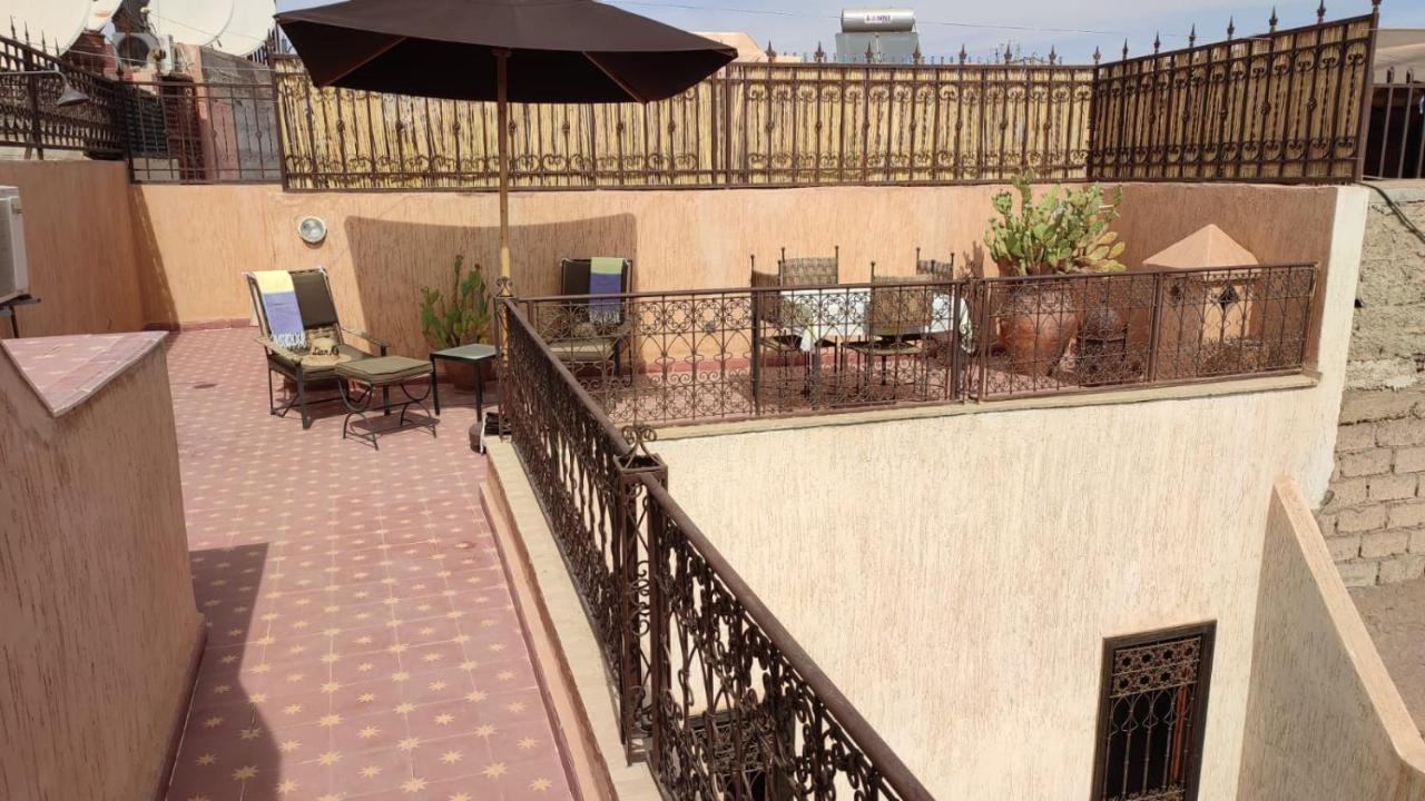 Riad Dar Naai Privatif 3 Chambres 6 Pers Place Jemma El Fna *