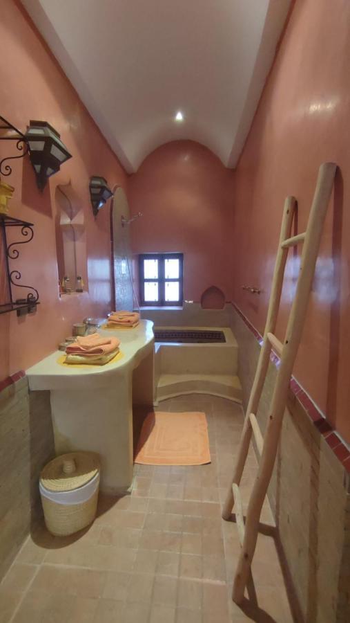 Riad Dar Naai Privatif 3 Chambres 6 Pers Place Jemma El Fna Marrakesh
