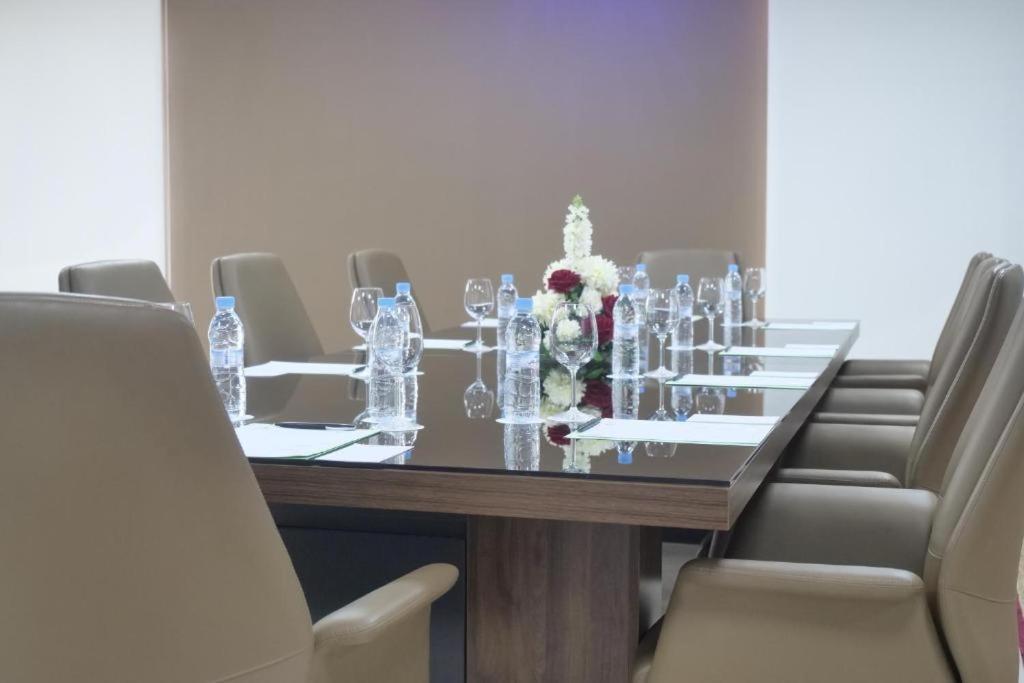 Lux Hotel