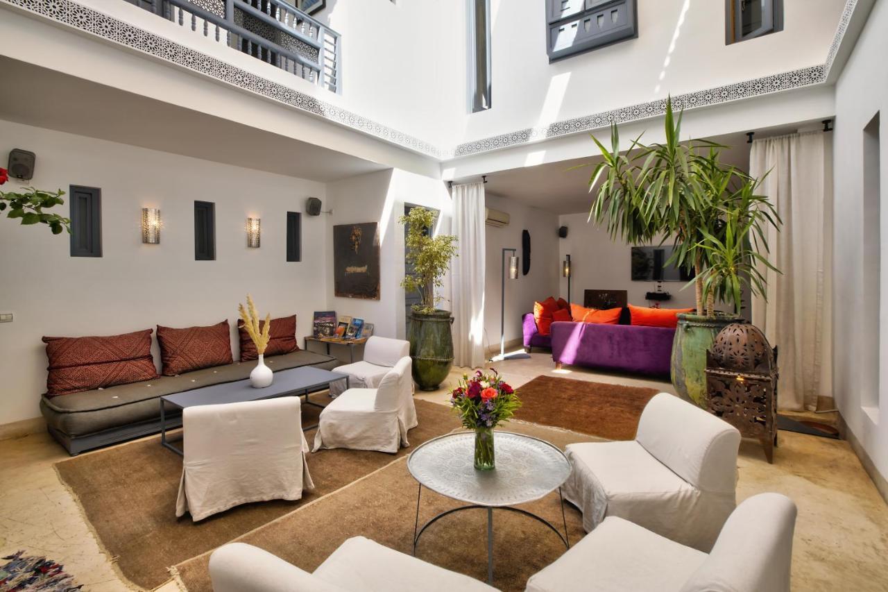 Riad Awa