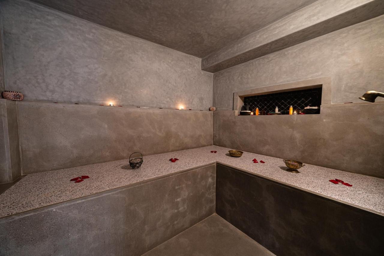 Bed & Breakfast Wazani Square &