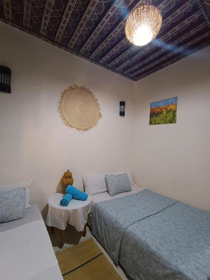 Hostal Terrace House 88 *