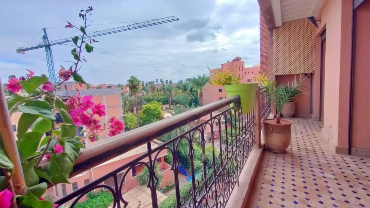 Anas Majorelle -centre *