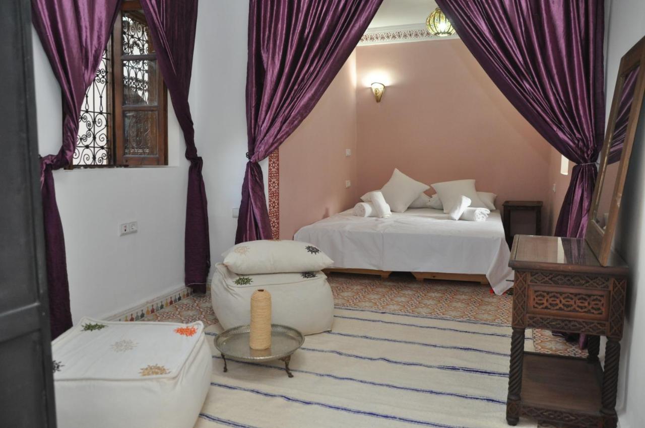 Dar Aouinti Riad *