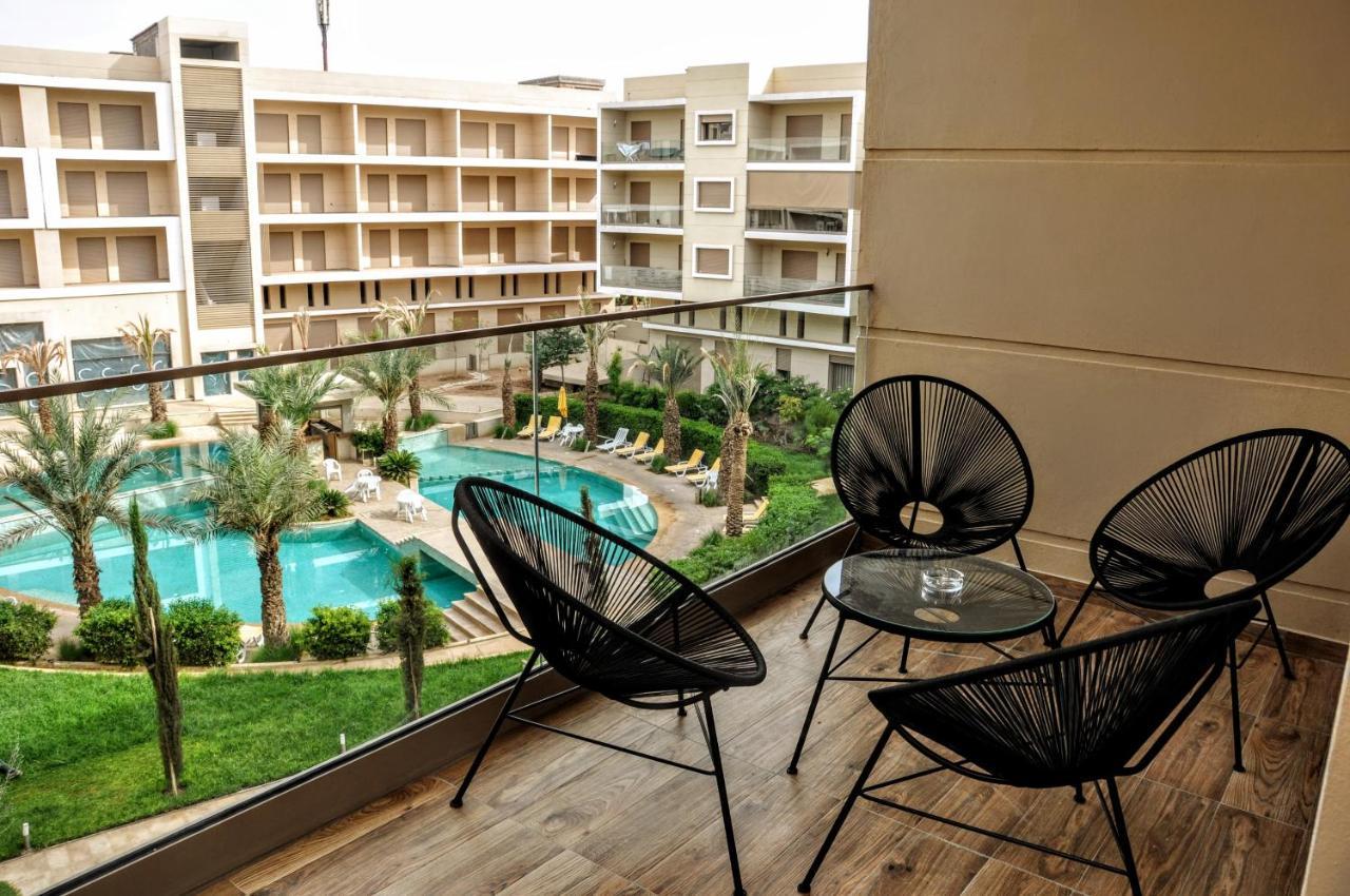 Royal Deluxe Diamond - Marrakech, Luxe Pool View Apartment Marrakesh