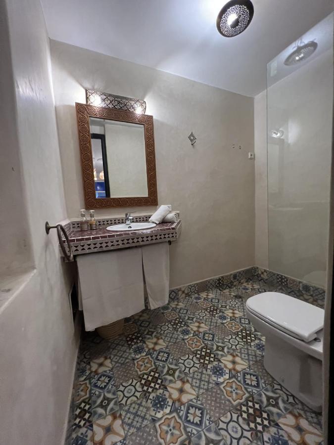 5 Generations Guest house *