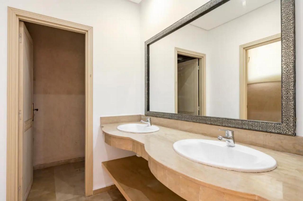 Jolie 3 Chambres Loue Entierement Avec Piscine Villa Marrakesh