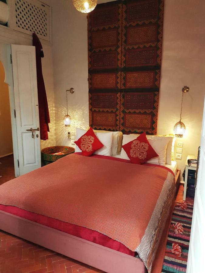 Laly Tourisme Eclaire Le Bijou De La Medina Marrakesh