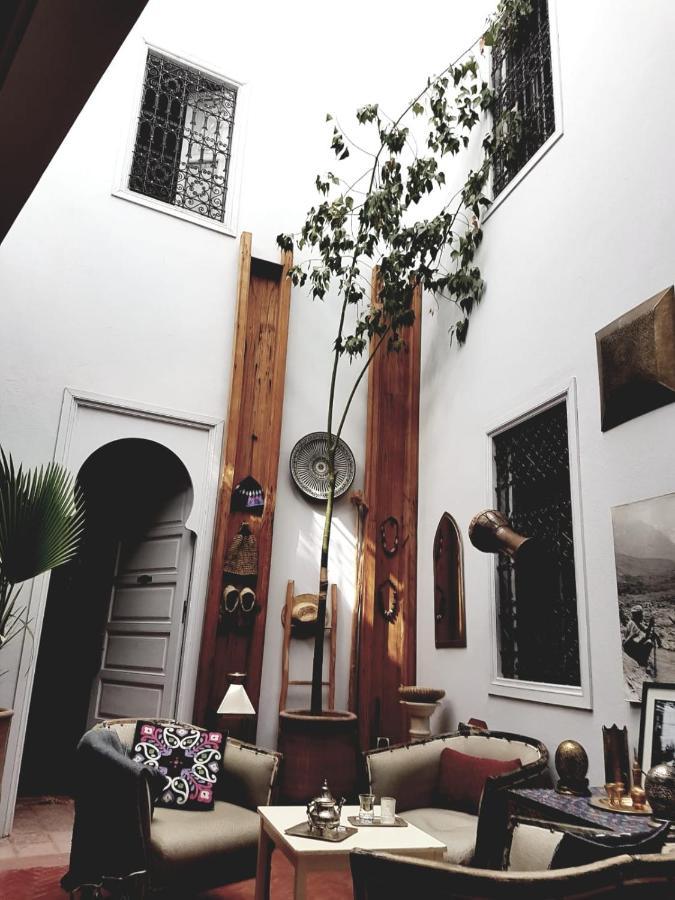 Laly Tourisme Eclaire Le Bijou De La Medina Marrakesh