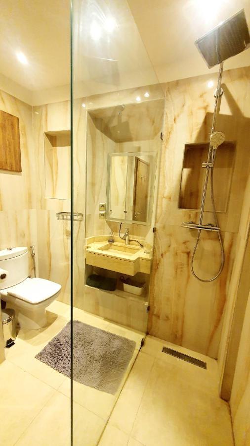 Superbe A Hivernage Apartment