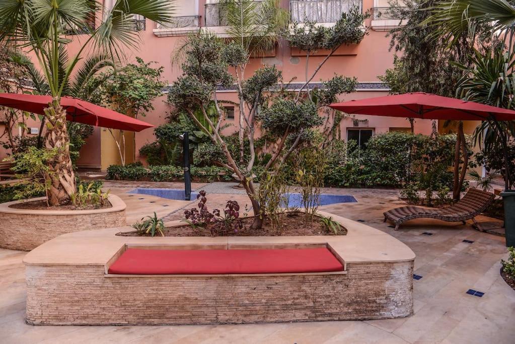 Schone Ferienwohnung: Poolblick Und Terrasse Nahe Majorelle Garden Marraquexe
