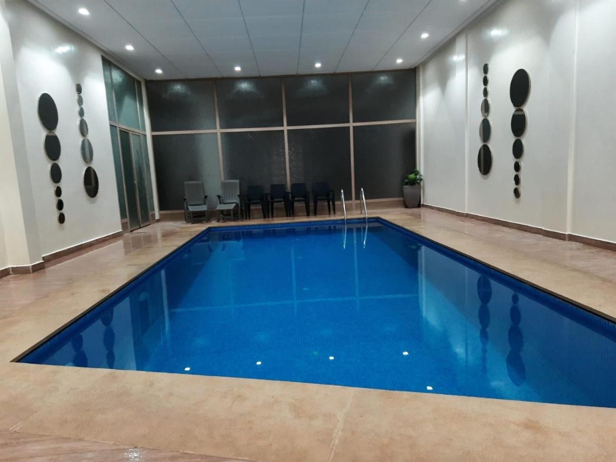 Opera E Apartamento *