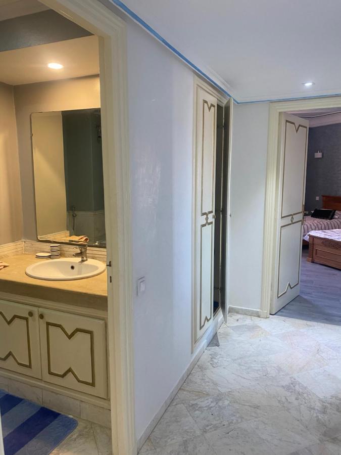 Le Bleu Apartment *