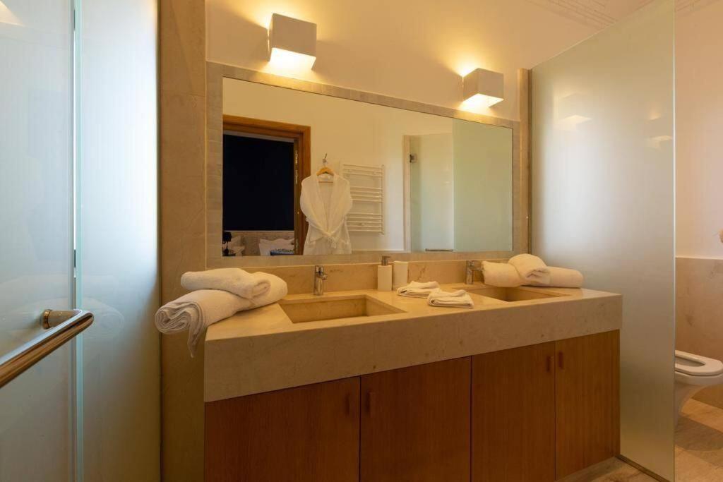 Villa Somptueuse Louee Avec Le Personnel De Maison *
