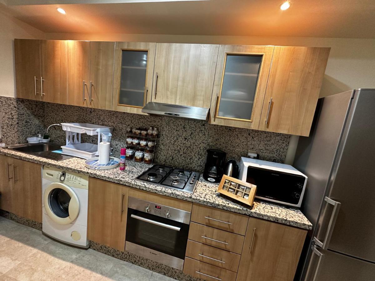 Apartamento Schone Ferienwohnung: Poolblick Und Terrasse Nahe Majorelle Garden *