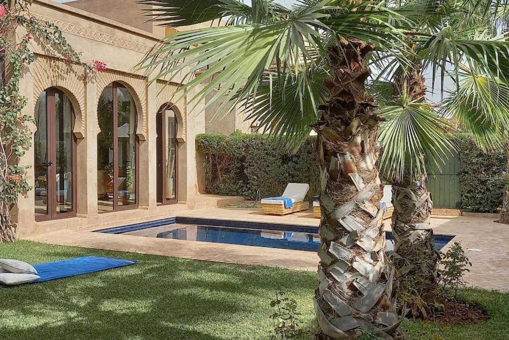 Villa Nicoline, Avec Jardin Et Piscine Privee.