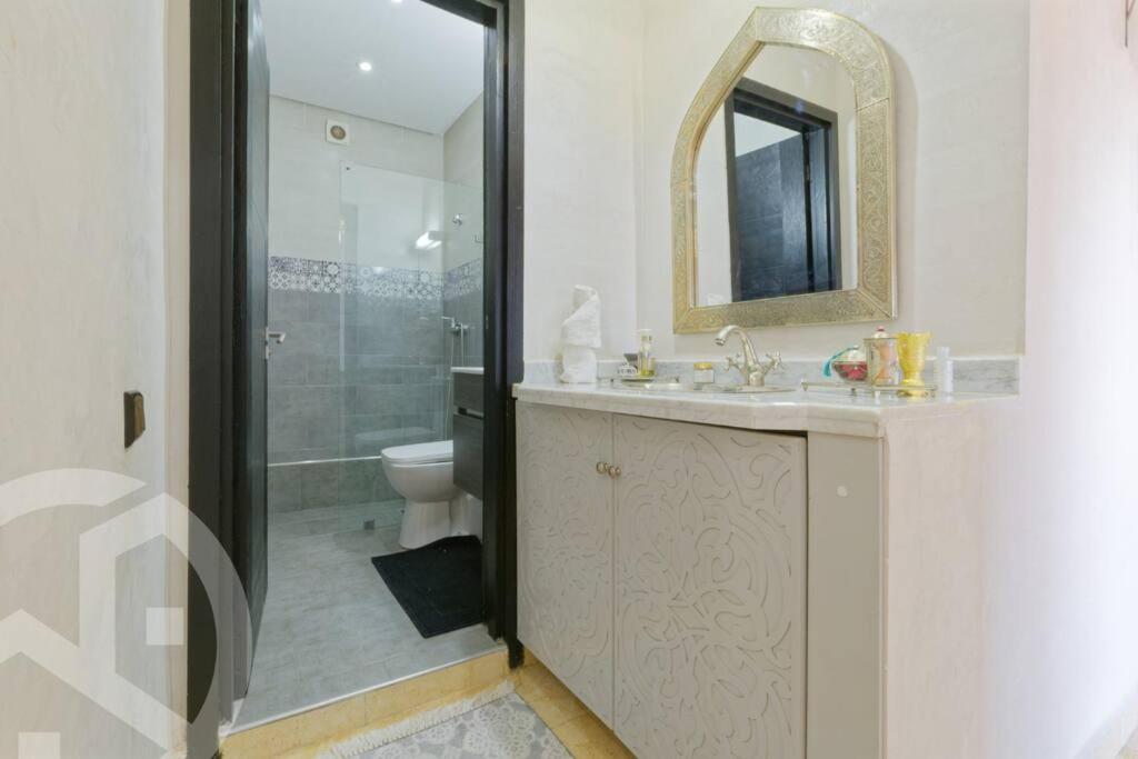 Des Lilas Dar Salam Chez Madame Assyl Avec 3 Piscines *