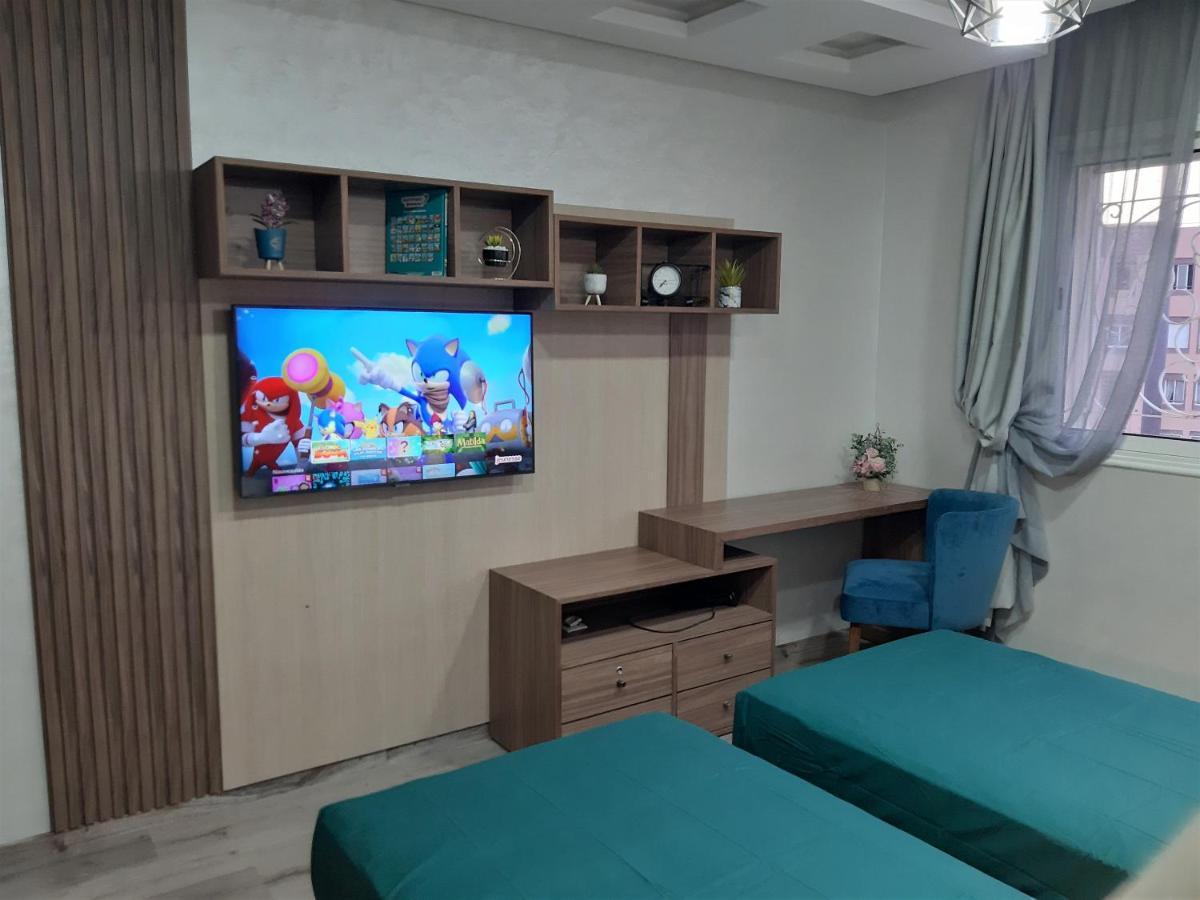 Pour Familles En Avec Piscine Et Wifi Apartment