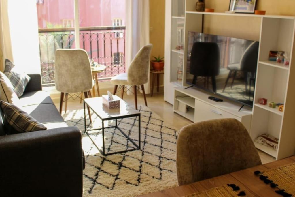 Bright In The Heart Of Marrakech-walk Everywhere Apartment