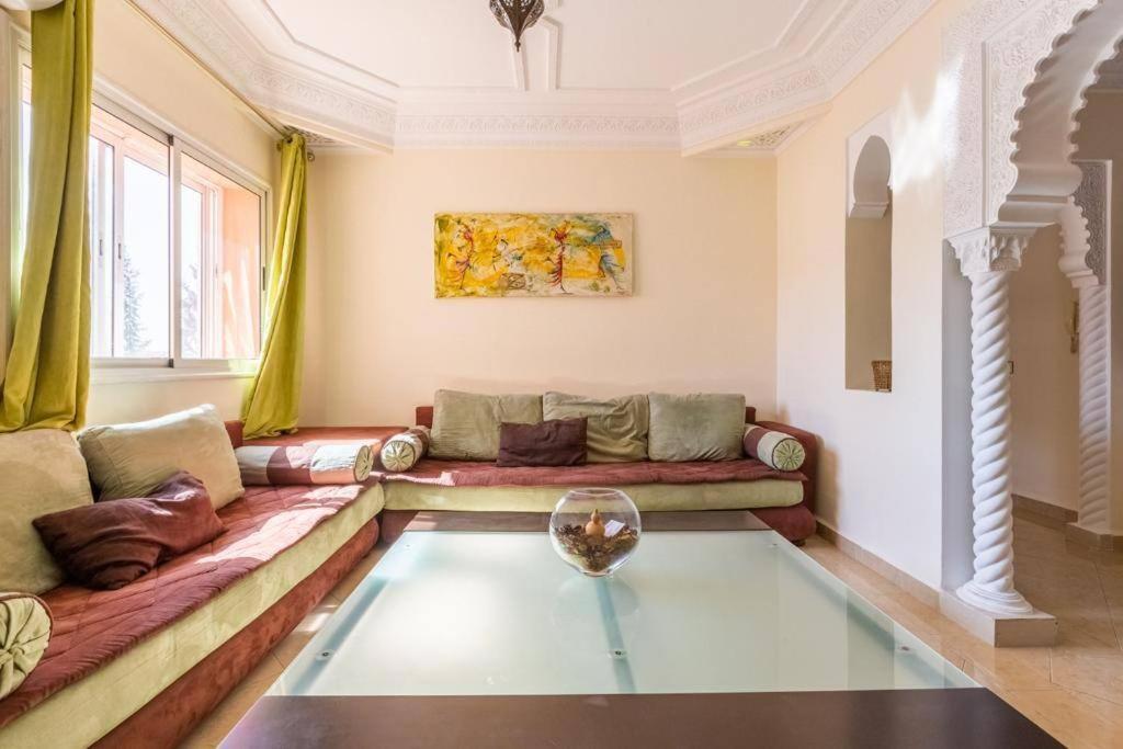 2 Apartment *