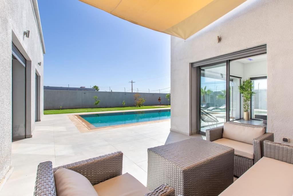 Coquelicot, Modern Style Avec Jacuzzi, Piscine Chauffee * Marrakesh
