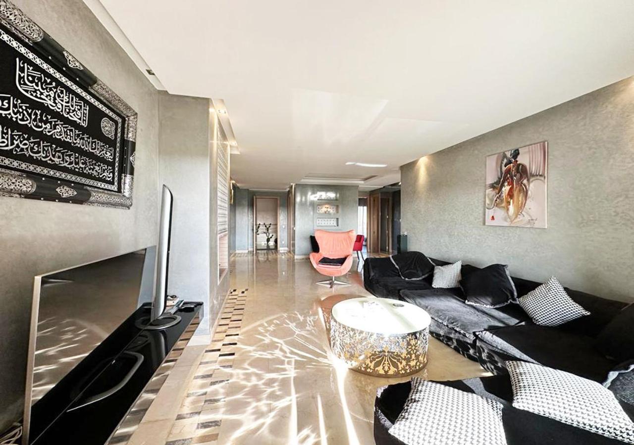 De A Prestigia Apartamento
