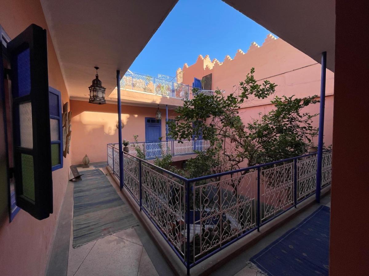 Al Yasmin Apartment *