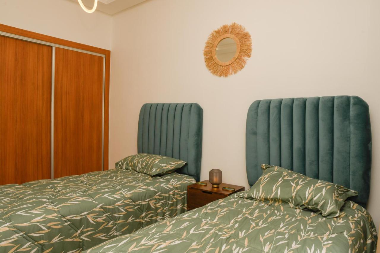 Stylish With A Pool In The Center Of Appartement *