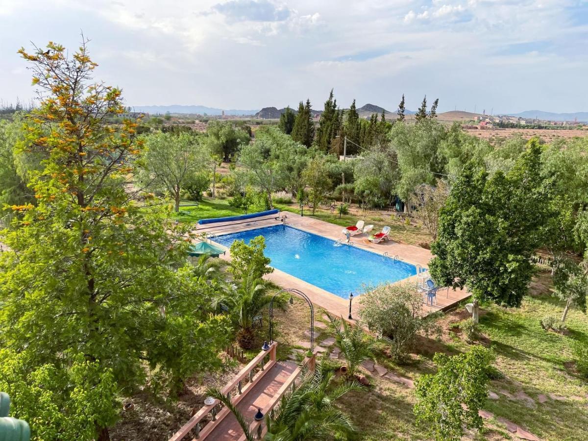 Maison Avec Piscine Et Grand Jardin 1 Hectare *