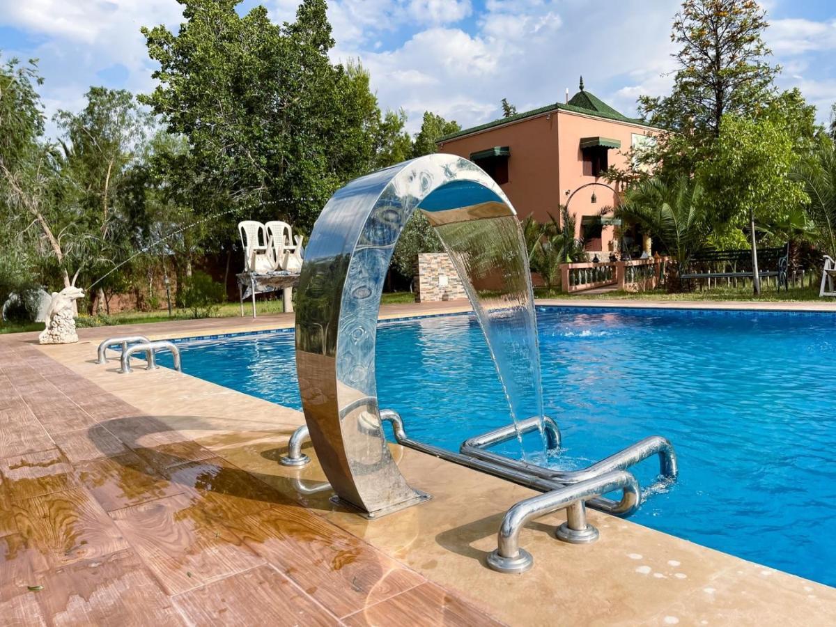 Casa de férias Maison Avec Piscine Et Grand Jardin 1 Hectare
