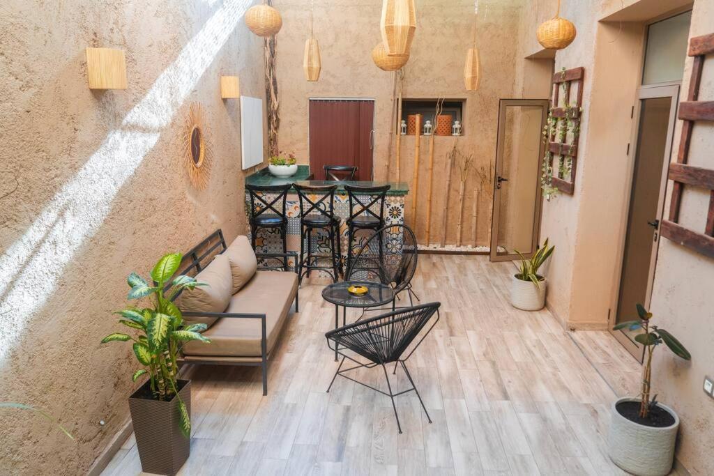 Luxurious Art Deco In Gueliz