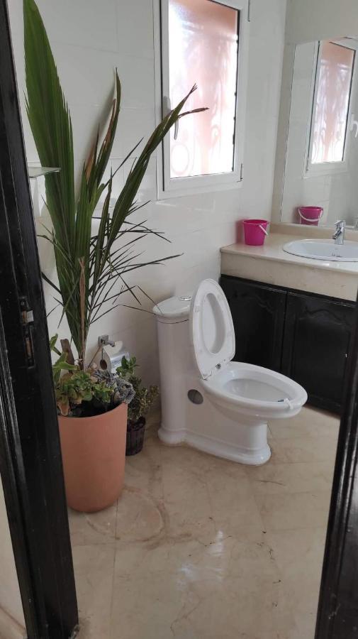 Villa Sublime Prive 5 Doubles Avec Salle De Bain Et 2 Grand Salon Marrakesh