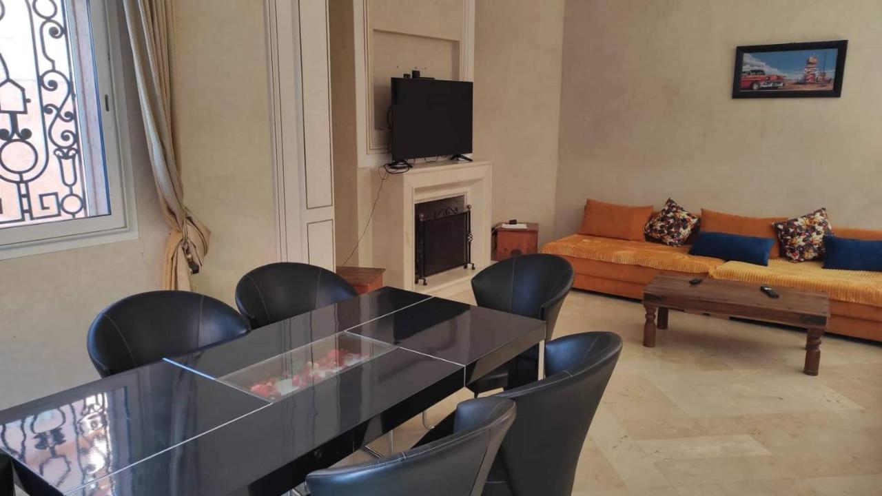 Sublime Prive 5 Doubles Avec Salle De Bain Et 2 Grand Salon Villa *